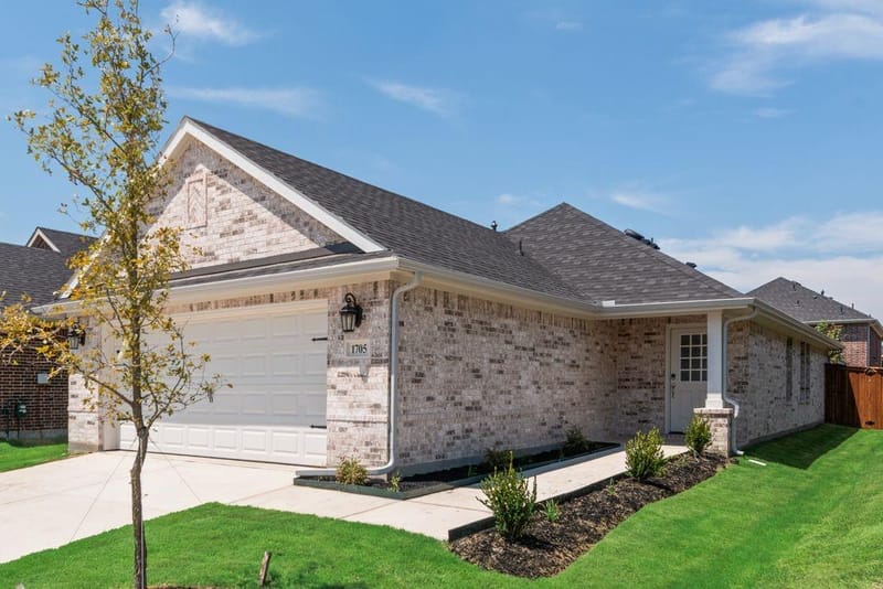 1705 Sandy Pond Street, Forney TX 75126