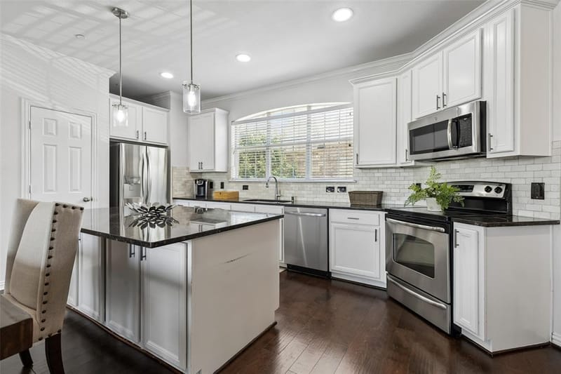 2700 Club Ridge Drive # 22, Lewisville TX 75067 - Photo 6