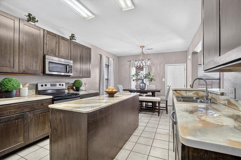 7401 Fossil Creek Drive, Arlington TX 76002 - Photo 15