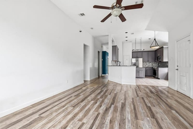 800 Tablerock Way, Lewisville TX 75077 - Photo 2