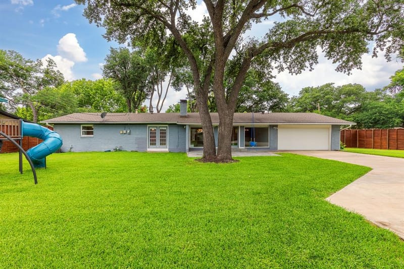 3672 Midpines Drive, Dallas TX 75229 - Photo 27