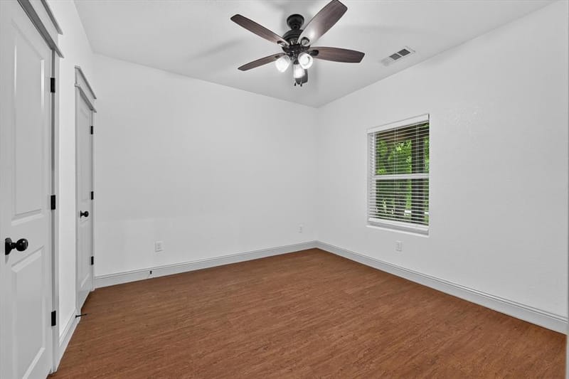 818 W Elm Street, Denison TX 75020 - Photo 13
