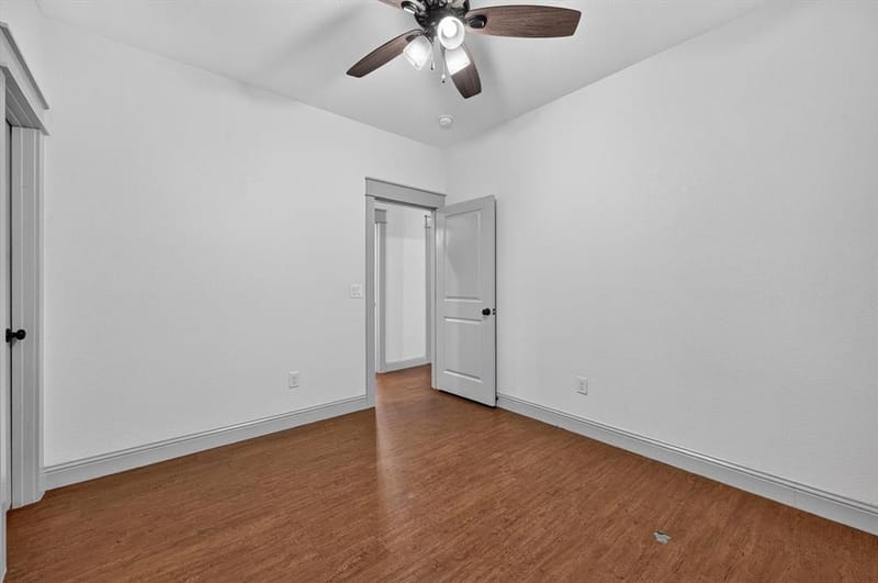 818 W Elm Street, Denison TX 75020 - Photo 16