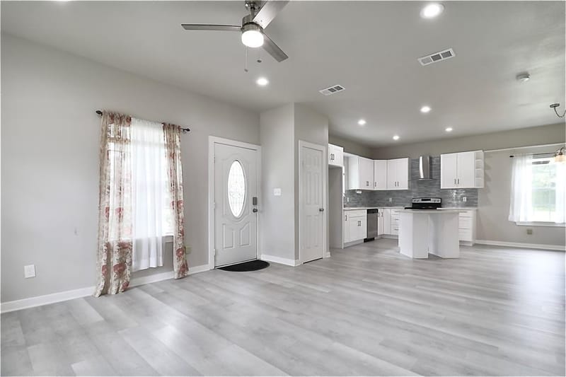 1000 N Spring Street, Grand Saline TX 75140 - Photo 4