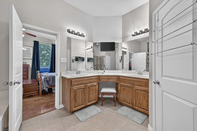 759 Peach Lane, Burleson TX 76028 - Photo 18