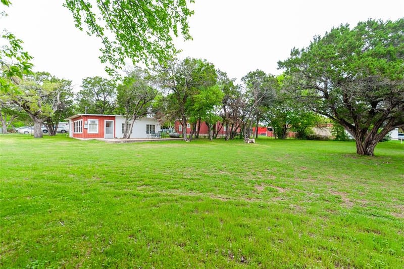 137 Center Loop, Whitney TX 76692 - Photo 10