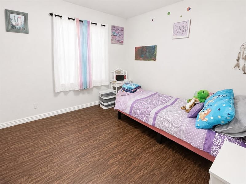 915 N 7th Street, Sanger TX 76266 - Photo 12