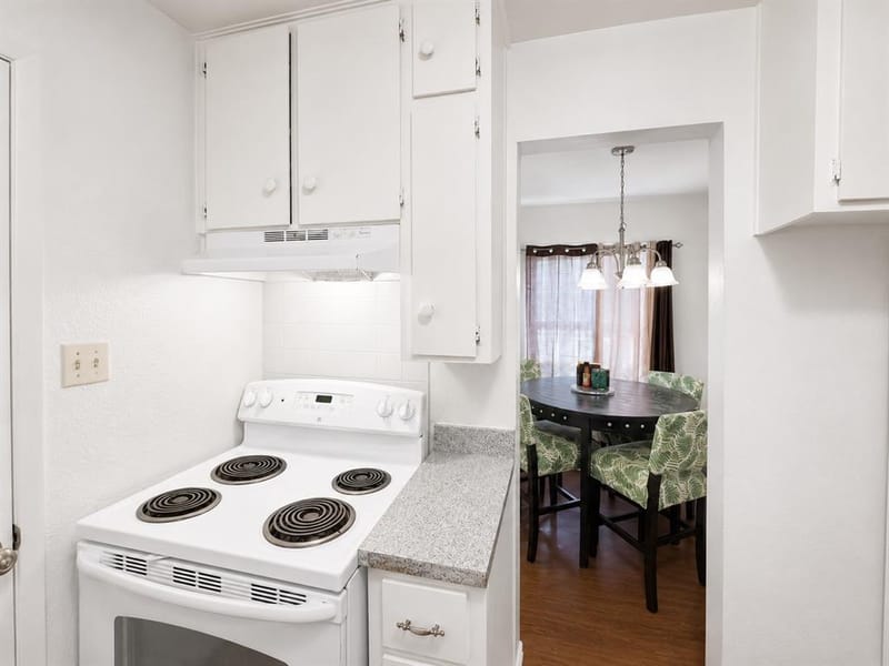 915 N 7th Street, Sanger TX 76266 - Photo 9