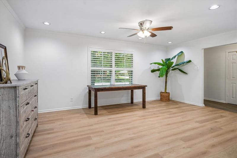 11070 Delford Circle, Dallas TX 75228 - Photo 4