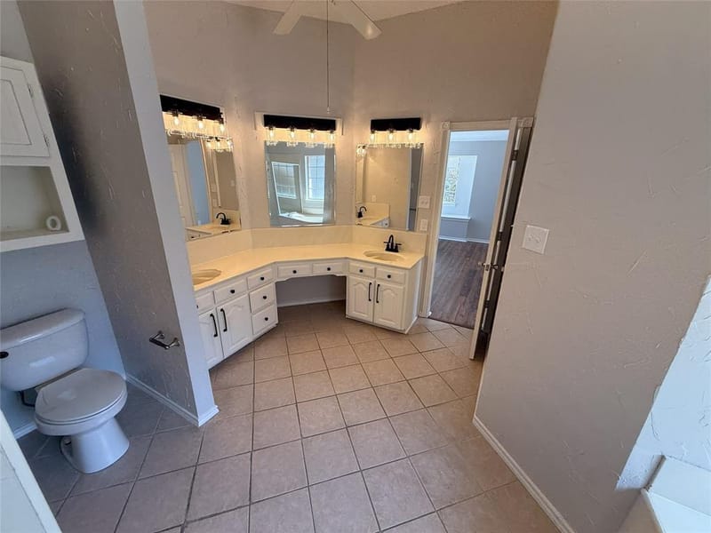 7700 Black Bear Court, Fort Worth TX 76137 - Photo 17
