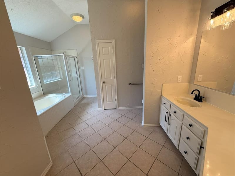 7700 Black Bear Court, Fort Worth TX 76137 - Photo 15
