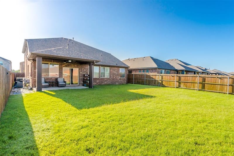 529 Bermuda Avenue, Lancaster TX 75146 - Photo 36