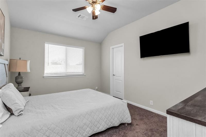 529 Bermuda Avenue, Lancaster TX 75146 - Photo 33