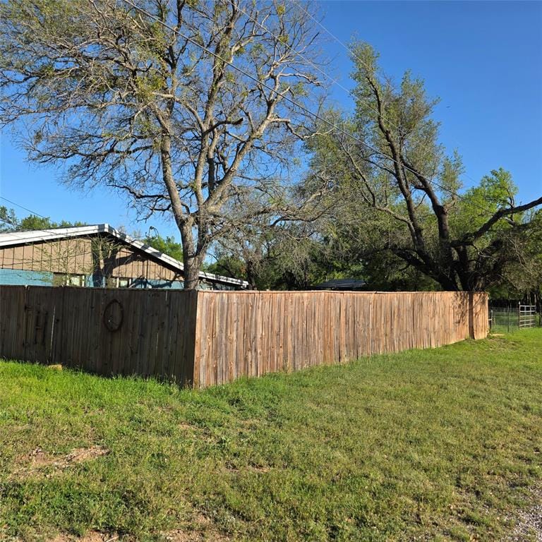 135 Elm Street, Palo Pinto TX 76484 - Photo 22