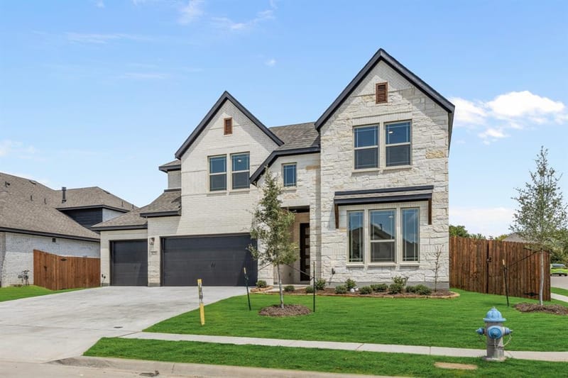 321 Atlas Cedar Drive, Glenn Heights TX 75154 - Photo 3