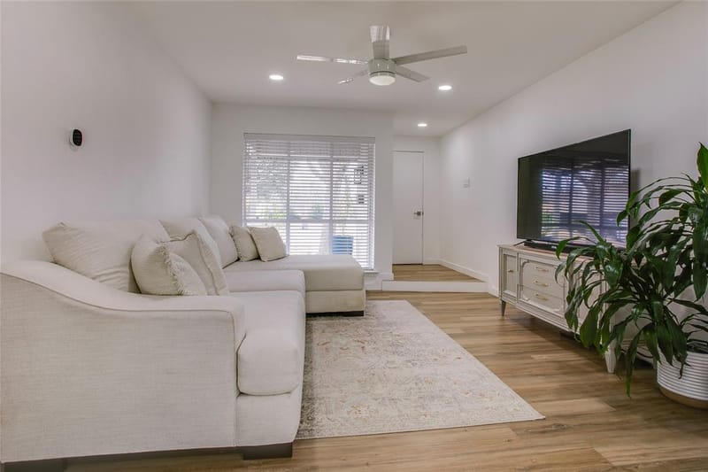 9635 Talina Drive, Dallas TX 75228 - Photo 5