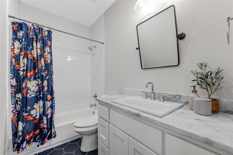 252 Austin Hines Drive, China Spring TX 76633 - Photo 33