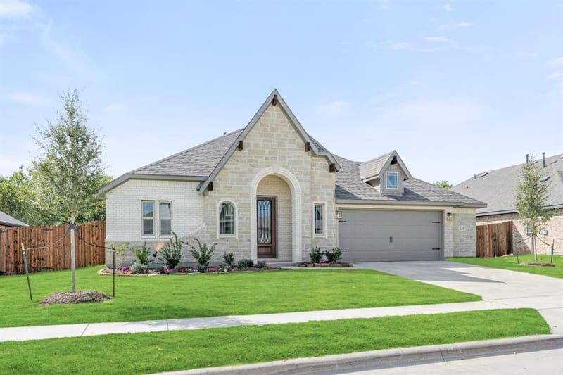 326 Chestnut Lane, Glenn Heights TX 75154 - Photo 3