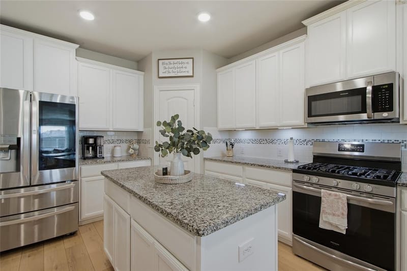 4317 Lakeview Drive, Frisco TX 75036 - Photo 17