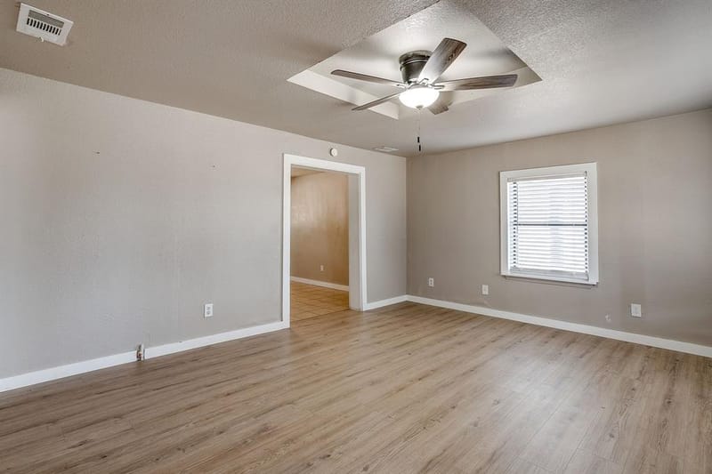 913 Jameson Street, Weatherford TX 76086 - Photo 6