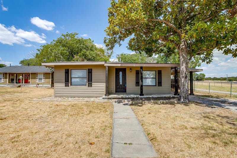 913 Jameson Street, Weatherford TX 76086 - Photo 16