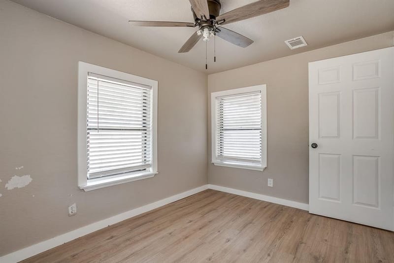 913 Jameson Street, Weatherford TX 76086 - Photo 28