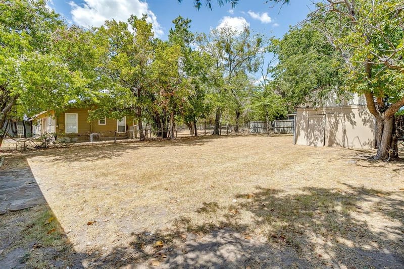 913 Jameson Street, Weatherford TX 76086 - Photo 31