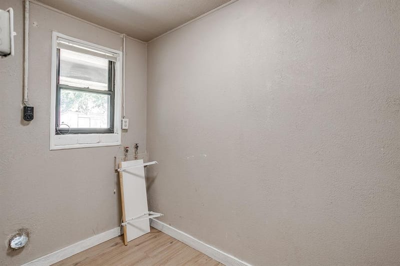 913 Jameson Street, Weatherford TX 76086 - Photo 29