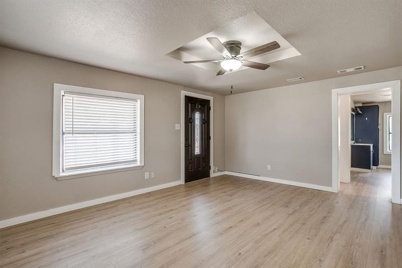 913 Jameson Street, Weatherford TX 76086 - Photo 8