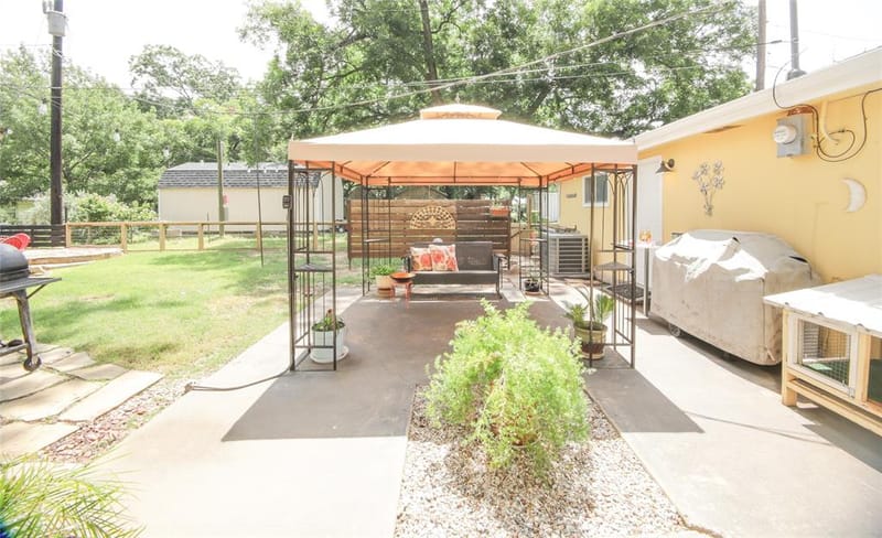 367 Hillcroft Drive, Weatherford TX 76087 - Photo 18