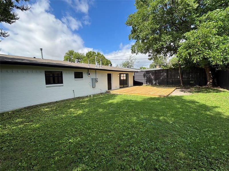 3057 Dothan Lane, Dallas TX 75229 - Photo 21