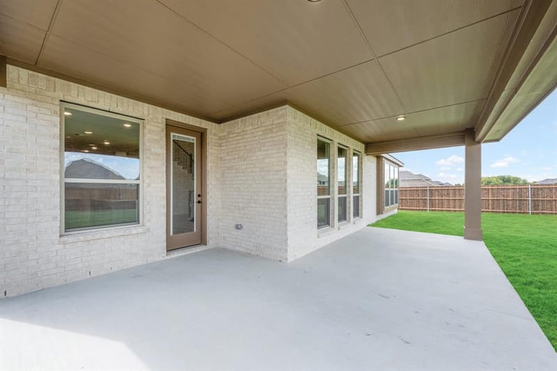 221 Fireberry Drive, Glenn Heights TX 75154 - Photo 37