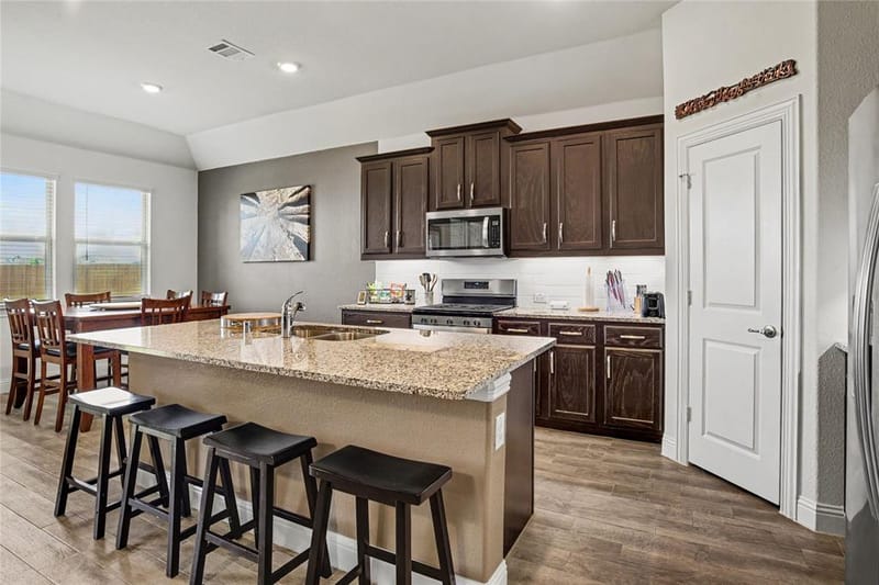 4016 Woodford Drive, Forney TX 75126 - Photo 6