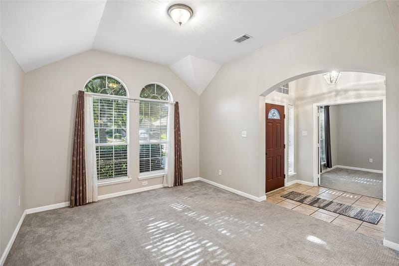 949 Chestnut Lane, Saginaw TX 76179 - Photo 3