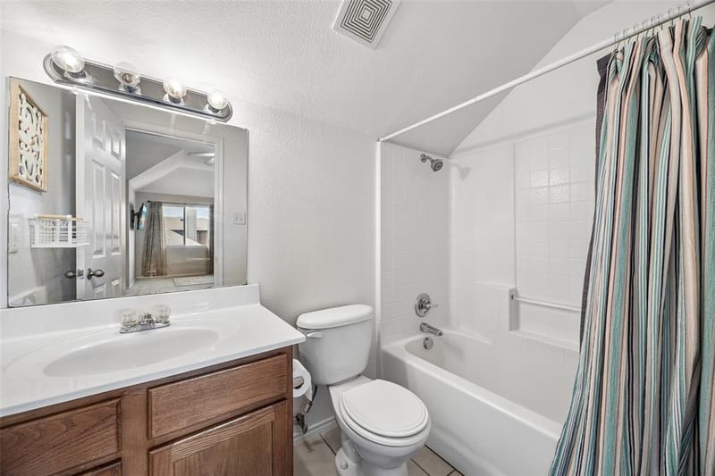 949 Chestnut Lane, Saginaw TX 76179 - Photo 29