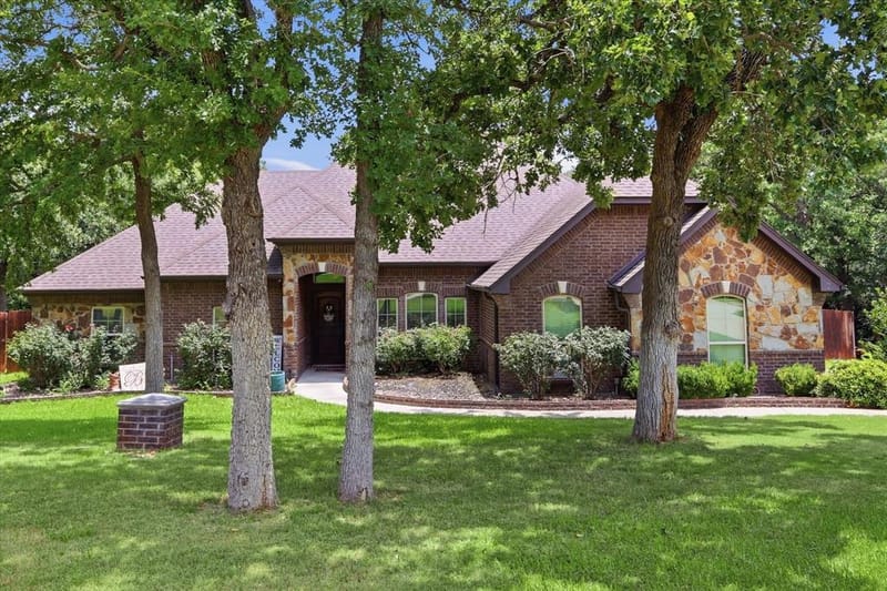 145 Foxpointe Circle, Weatherford TX 76087 - Photo 6