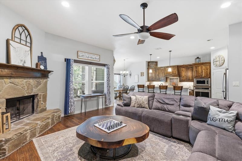 145 Foxpointe Circle, Weatherford TX 76087 - Photo 10
