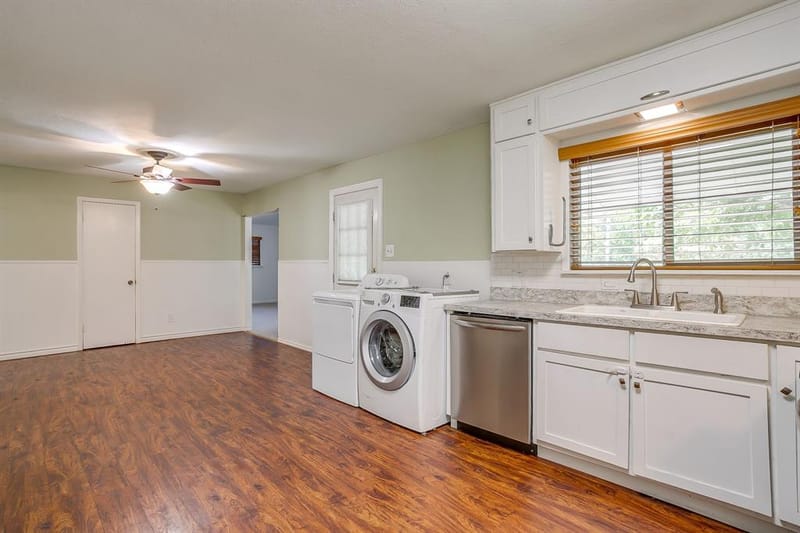 302 Case Street, Weatherford TX 76086 - Photo 13