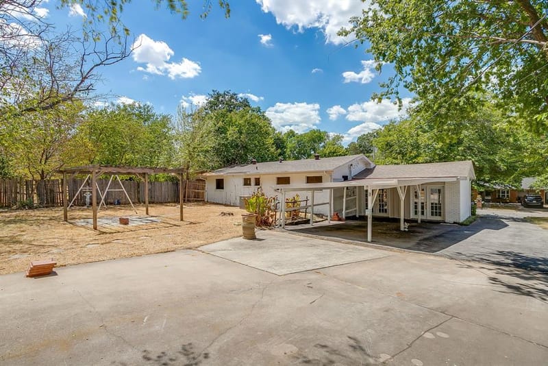 302 Case Street, Weatherford TX 76086 - Photo 30
