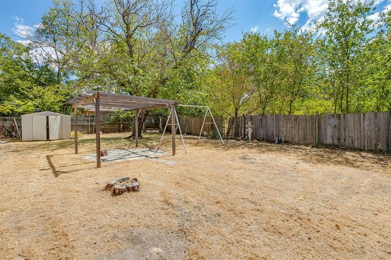 302 Case Street, Weatherford TX 76086 - Photo 34