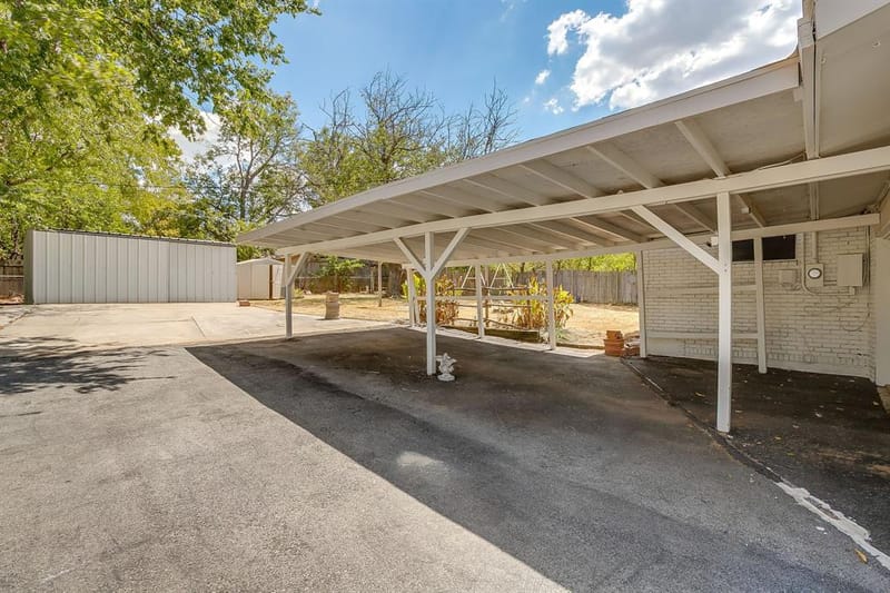 302 Case Street, Weatherford TX 76086 - Photo 29