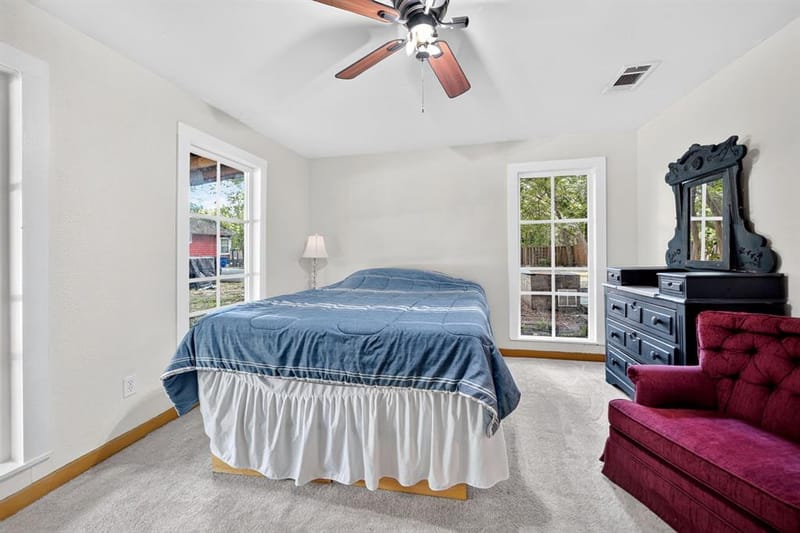 415 S Dallas Avenue, Lancaster TX 75146 - Photo 18