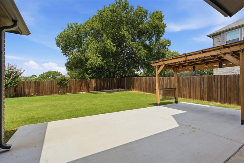 145 Mockingbird Hill Drive, Joshua TX 76058 - Photo 33