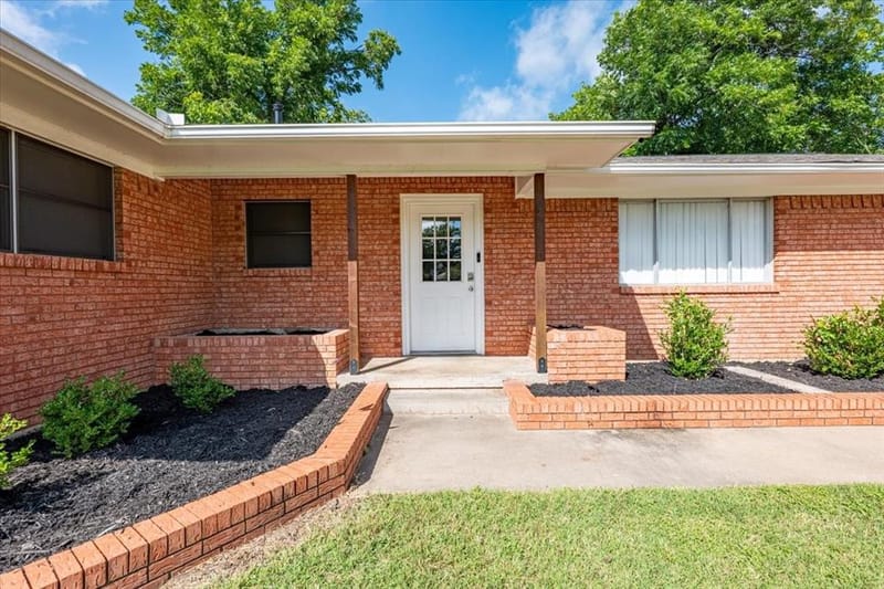 1762 N McCart Street, Stephenville TX 76401 - Photo 37