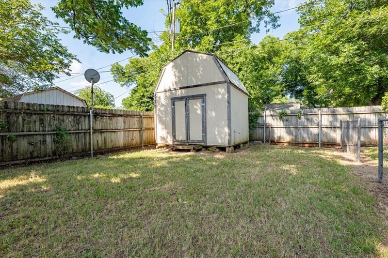1762 N McCart Street, Stephenville TX 76401 - Photo 35