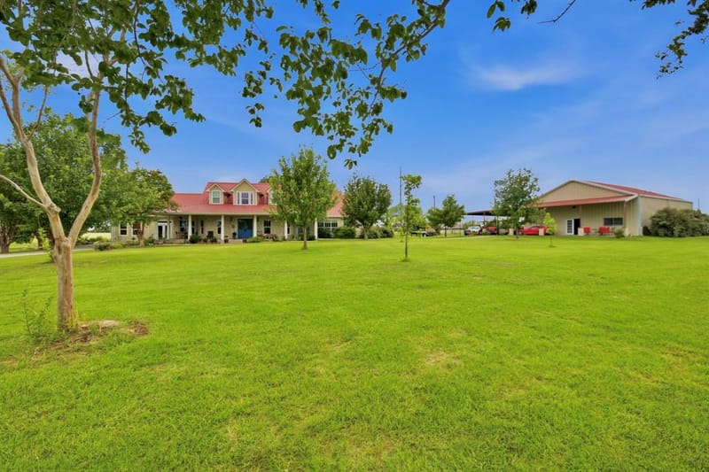 1808 Teller Bell Lane, Granbury TX 76049 - Photo 4