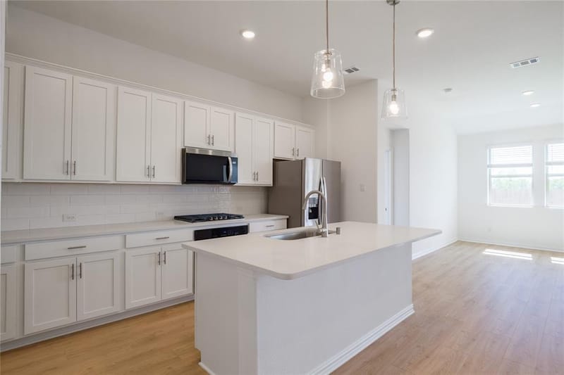 3049 Hollybrook Lane, Anna TX 75409 - Photo 3