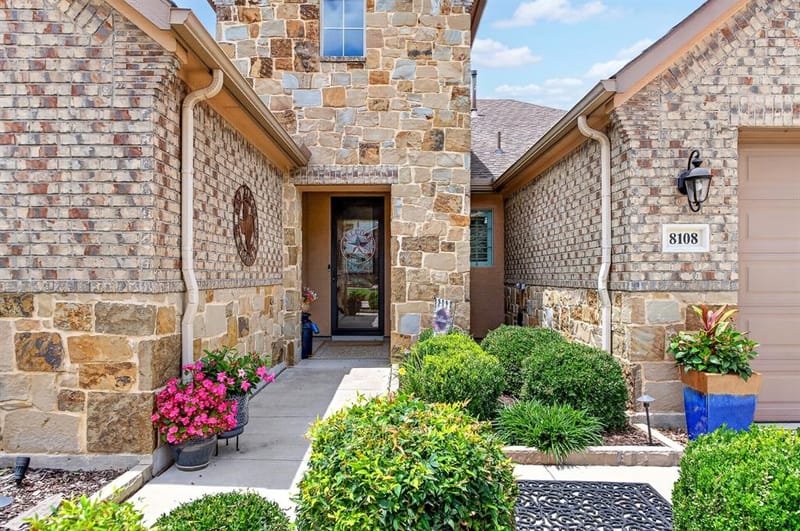 8108 Sanderling Drive, Denton TX 76207 - Photo 3