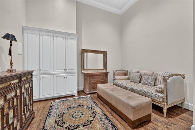 3535 GILLESPIE Street # 104, Dallas TX 75219 - Photo 6