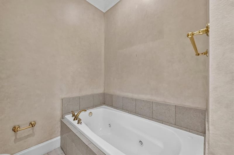 3535 GILLESPIE Street # 104, Dallas TX 75219 - Photo 22